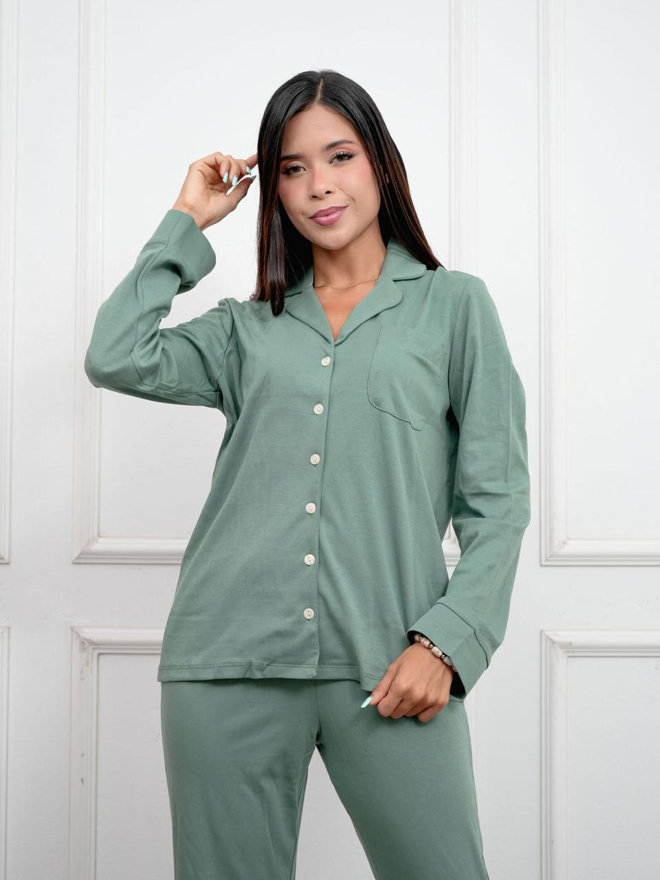 Pijama verde de algodón pima